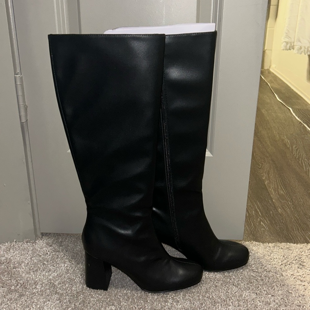 Black Leather Knee-High Boots